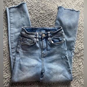 women’s jeans